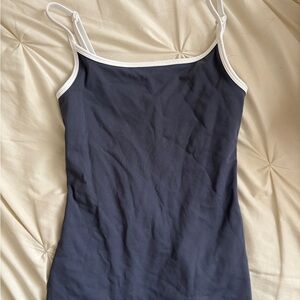 Aritzia Contour Tank XS Gray/ White